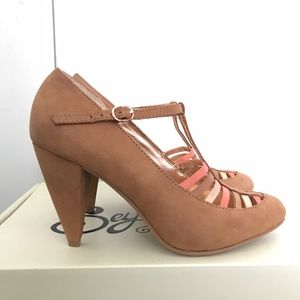 Seychelles Special Edition Heel sz 7